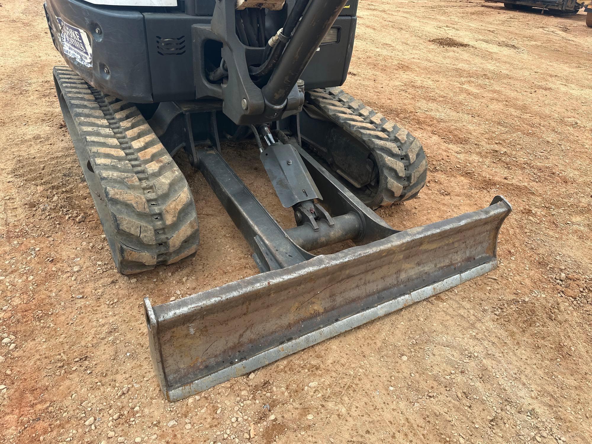 2018 BOBCAT E32i MINI EXCAVATOR