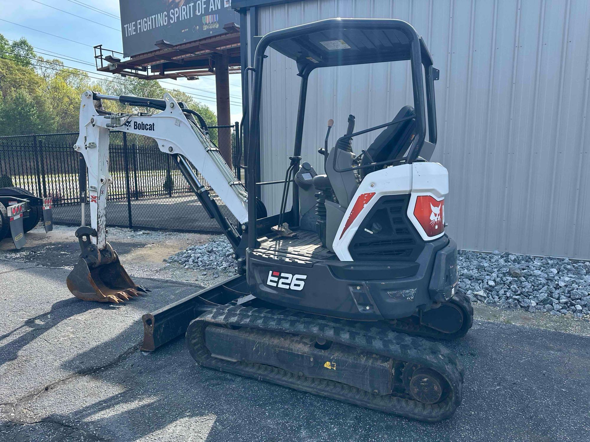 2019 BOBCAT E26 MINI EXCAVATOR