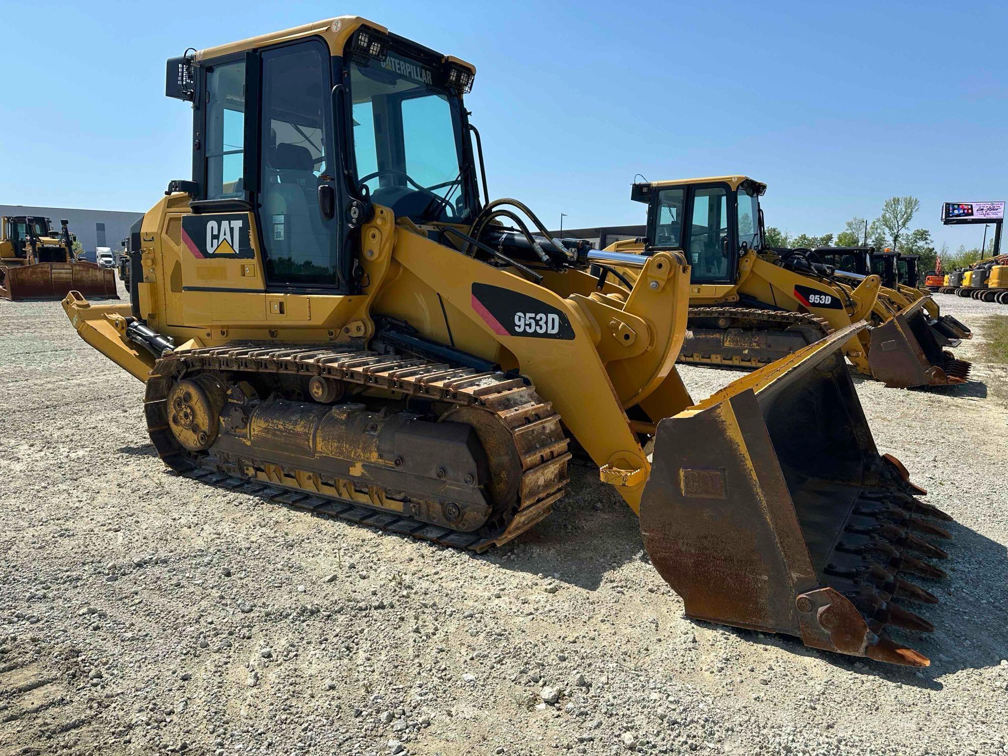 2017 CATERPILLAR 953D CRAWLER LOADER