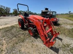 Kubota L3560