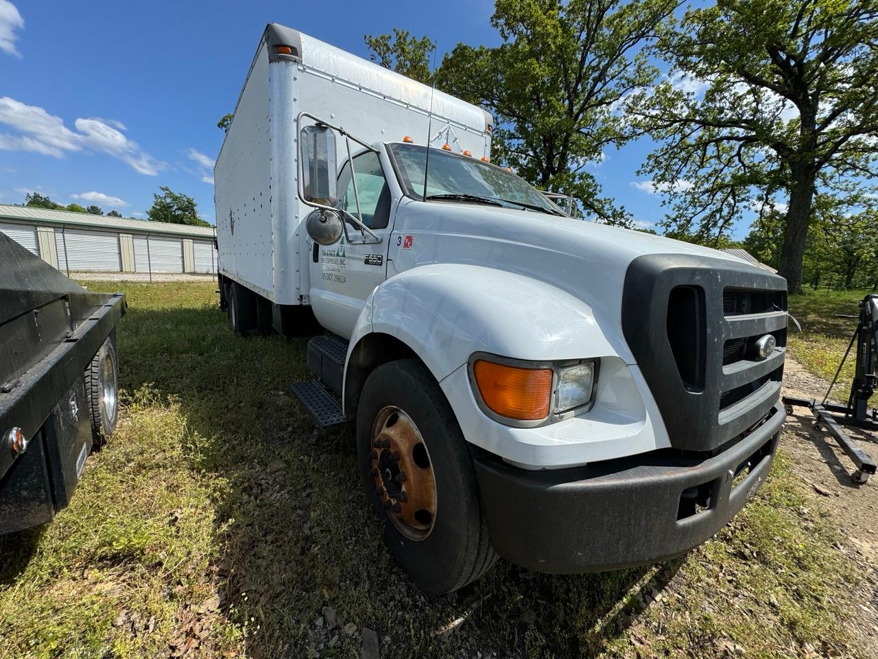 2004 FORD F650 BOX TRUCK