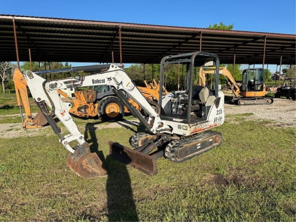 Bobcat 331D 2001