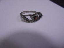 Vintage Ladies Sterling Silver & Ruby Ring