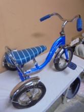 Child's Schwinn Lil Sting Ray Tricycle w/ Banana Seat