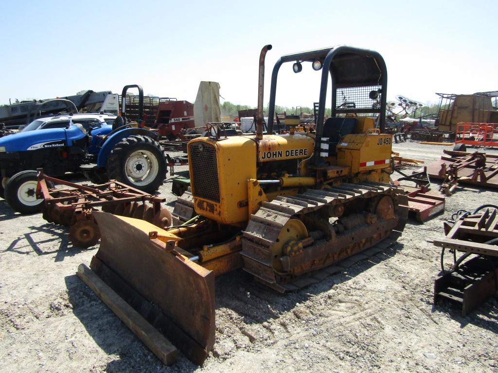 450 JOHN DEERE DOER W/ WINCH