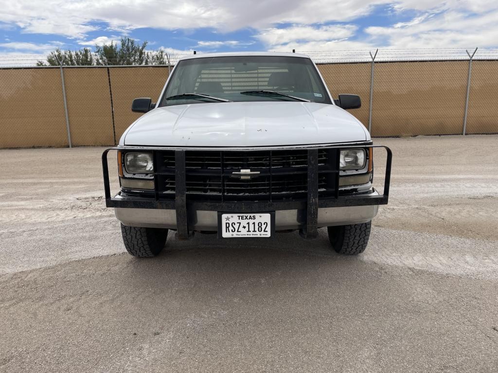 1999 Chevrolet 2500 K2500 LS 4x4 Truck