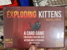 EXPLODING KITTENS CARD GAME