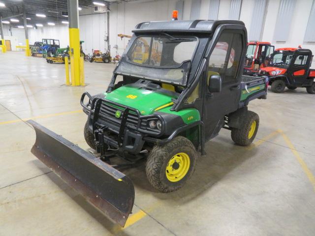 2013 John Deere Gator 625i 4x4 w/plow