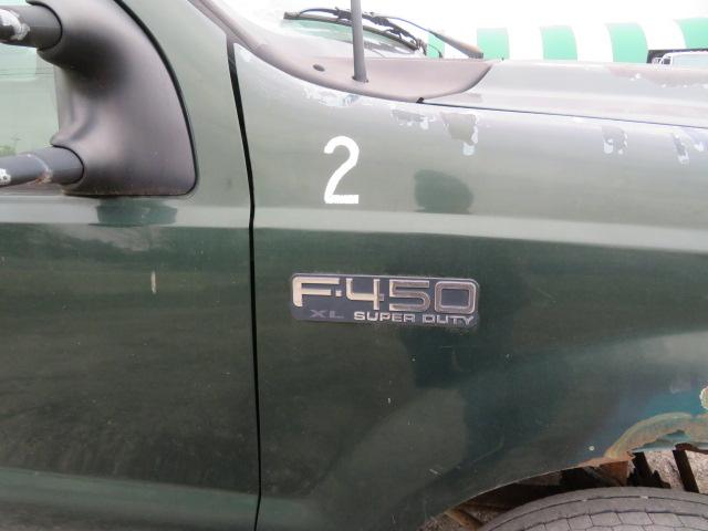 2000 Ford F-450 Dump Truck