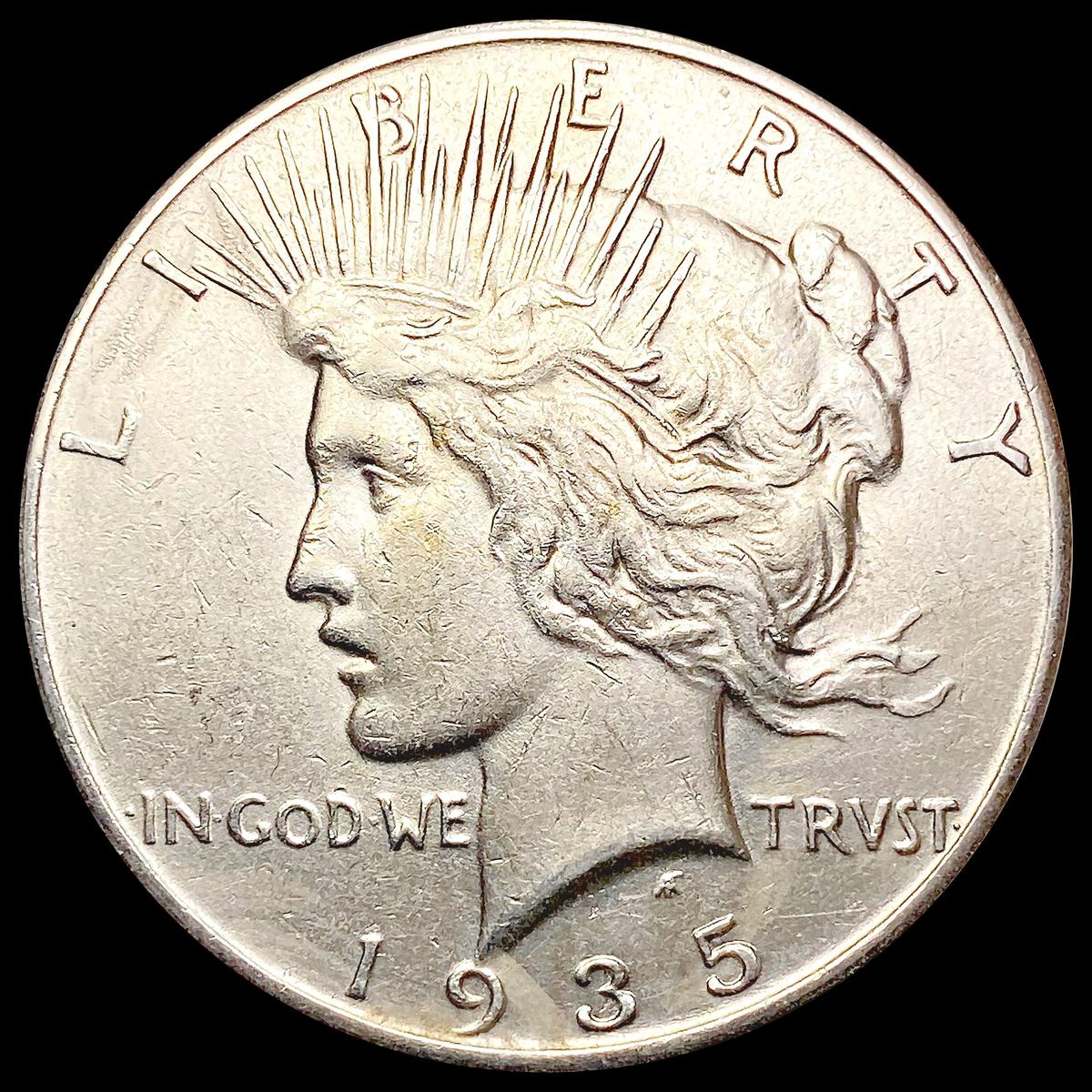 1935 Silver Peace Dollar CLOSELY UNCIRCULATED