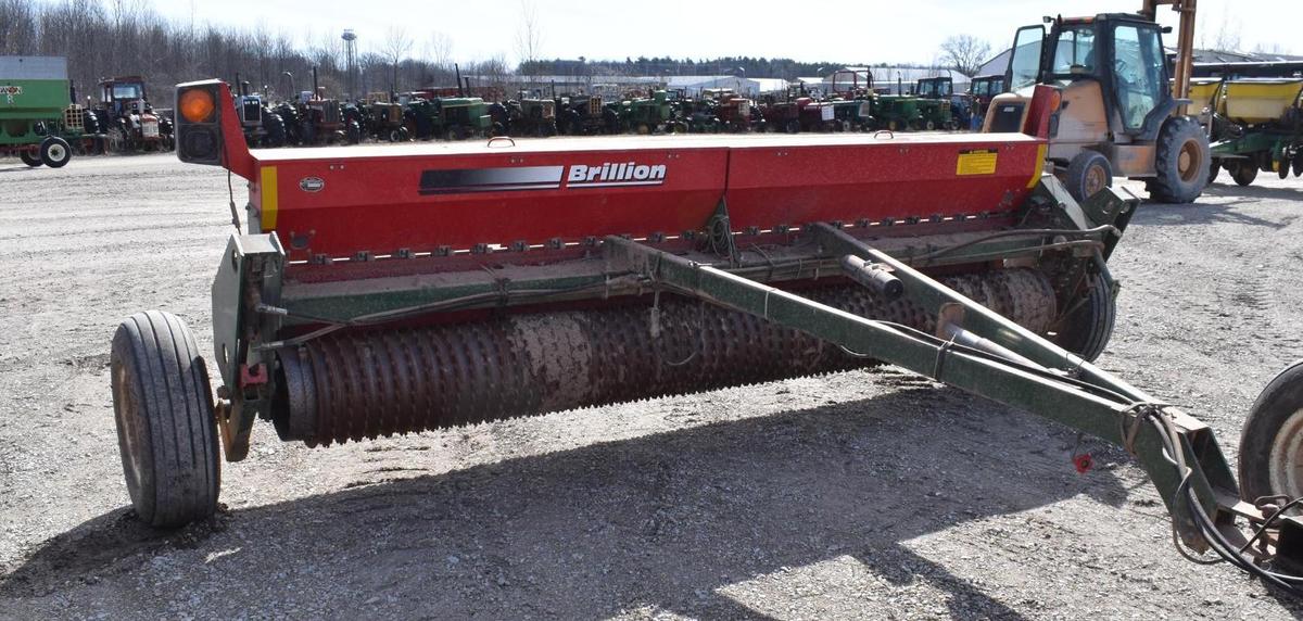 Brillion SS12 SureStand Seeder