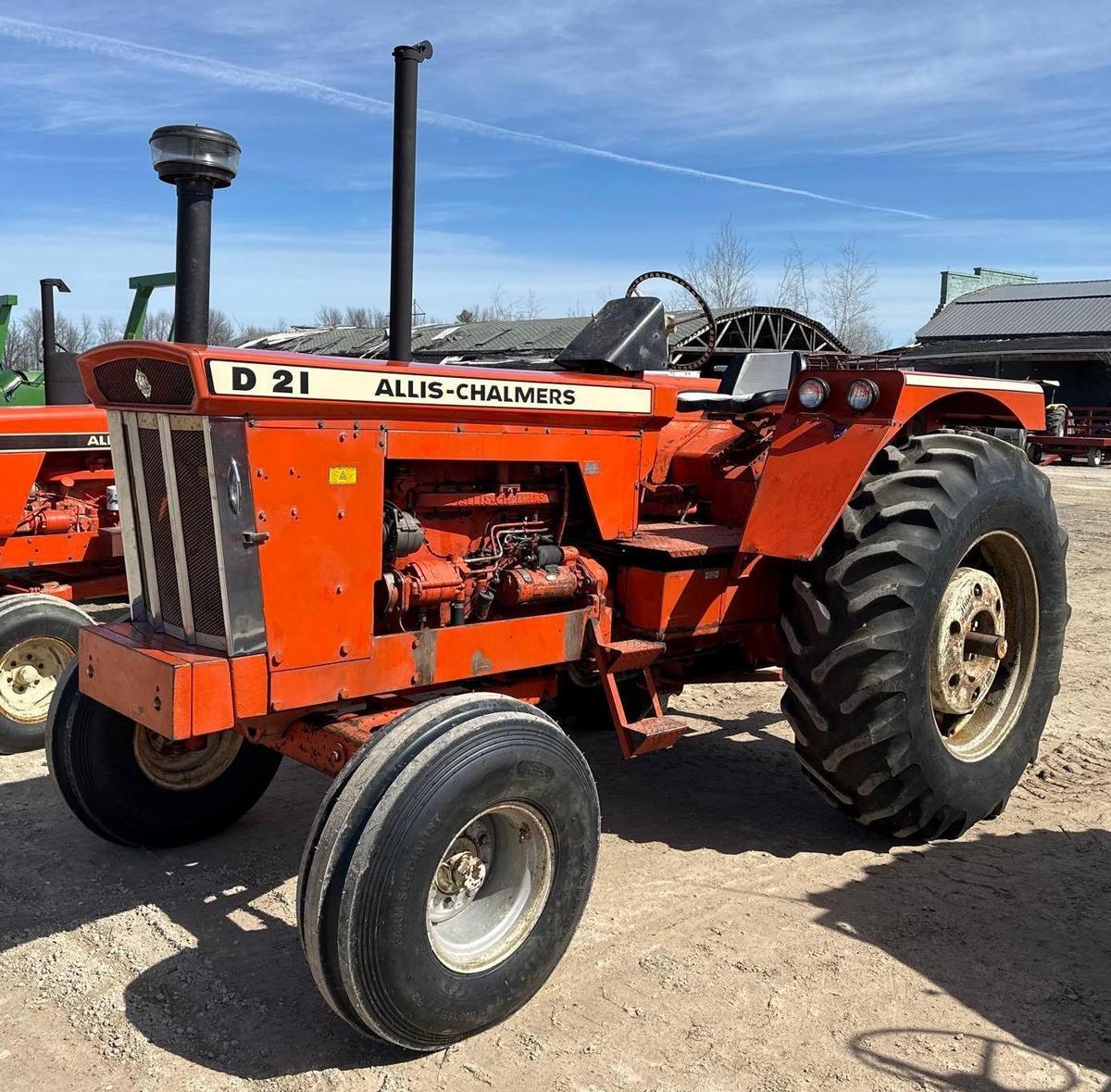 1964 Allis Chalmers D-21