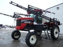 2006 Apache AS 710 Self-Propelled Sprayer