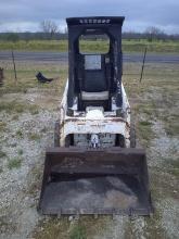 BOB-CAT 453 SKID STEER