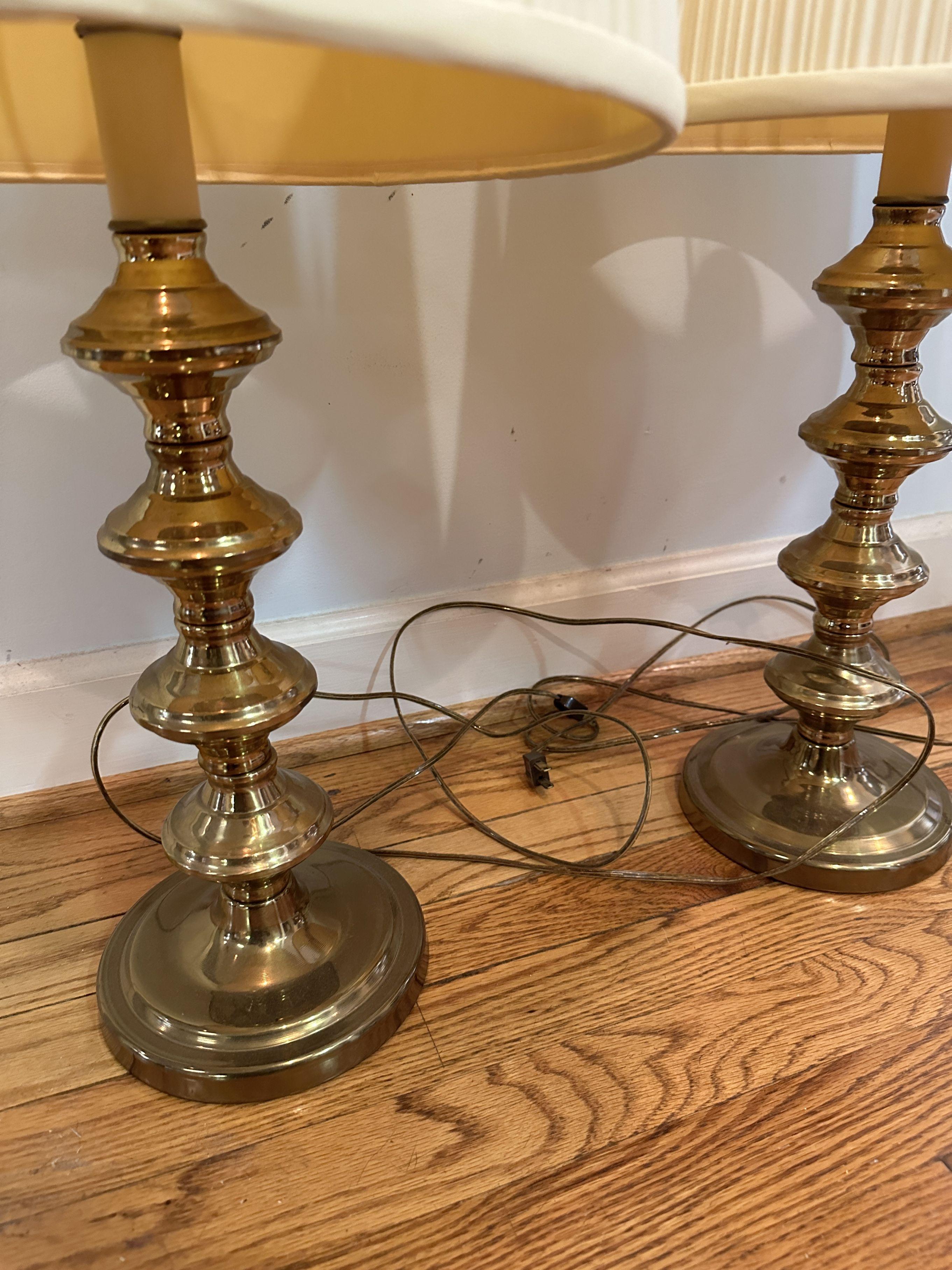 (2) Brass Table Lamps (Local Pick Up Only)