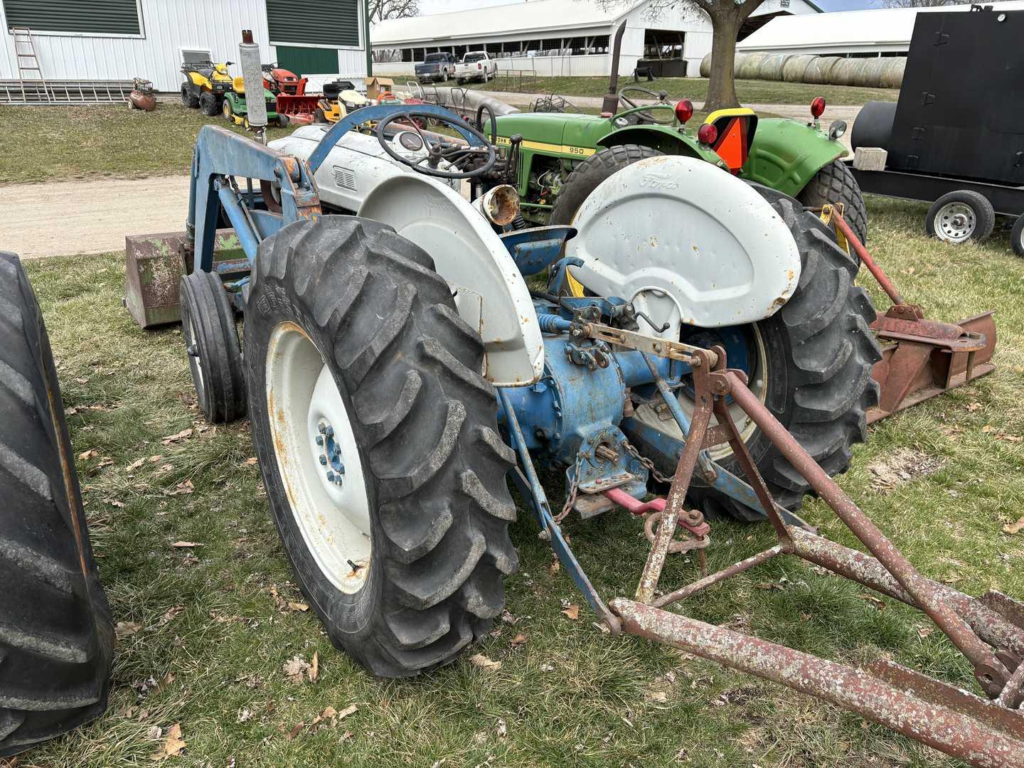 Ford 600 Tractor