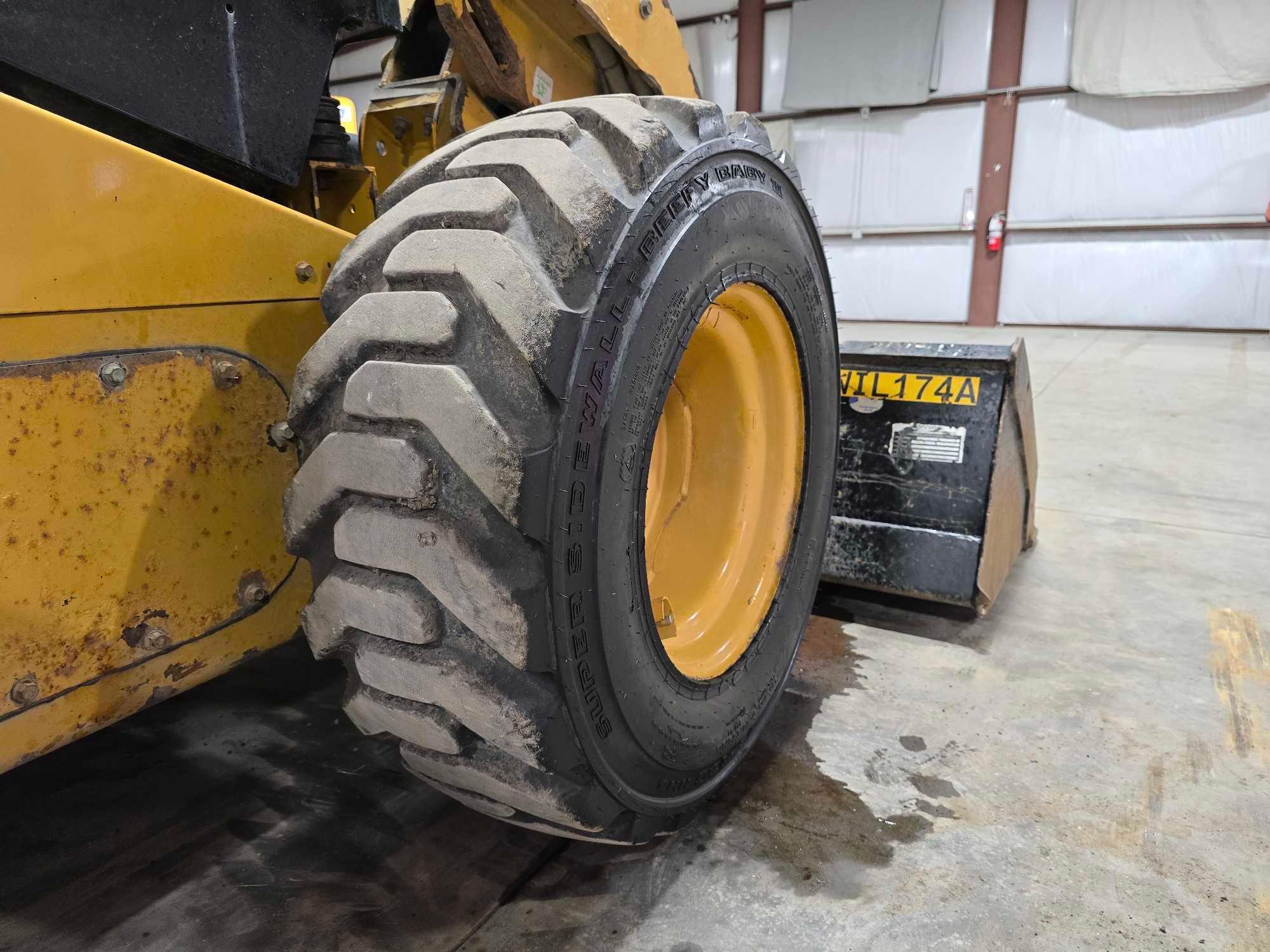 2016 Caterpillar 262D Skid Steer Loader