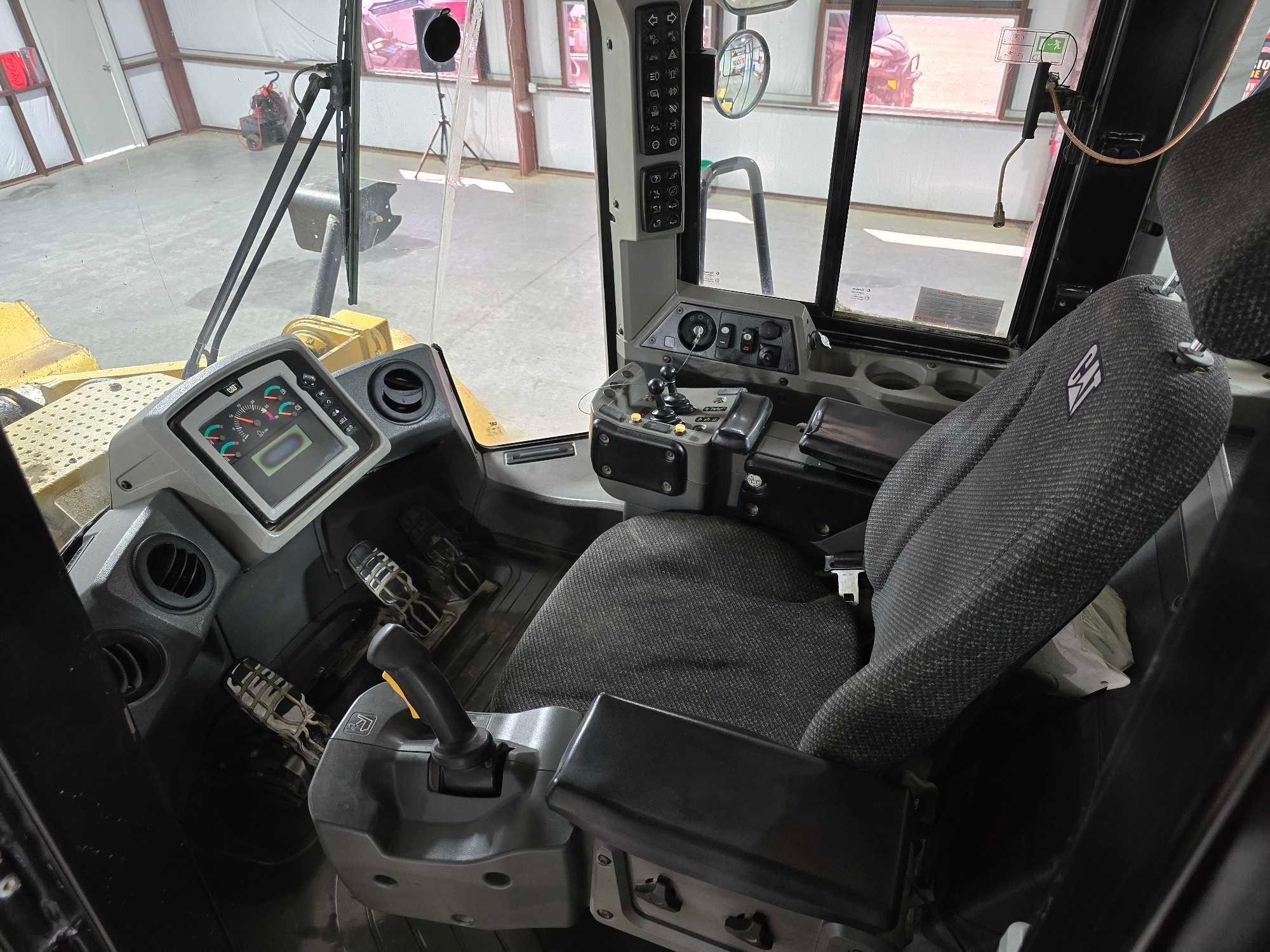 2011 Caterpillar 972K Wheel Loader