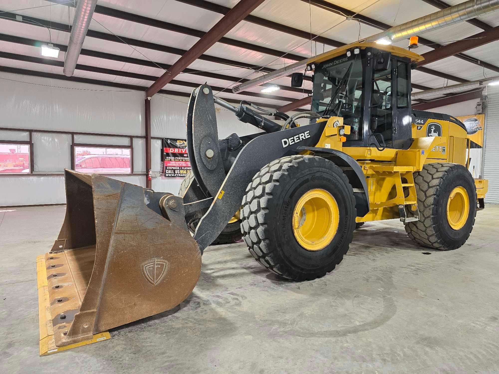 2022 John Deere 644P Wheel Loader