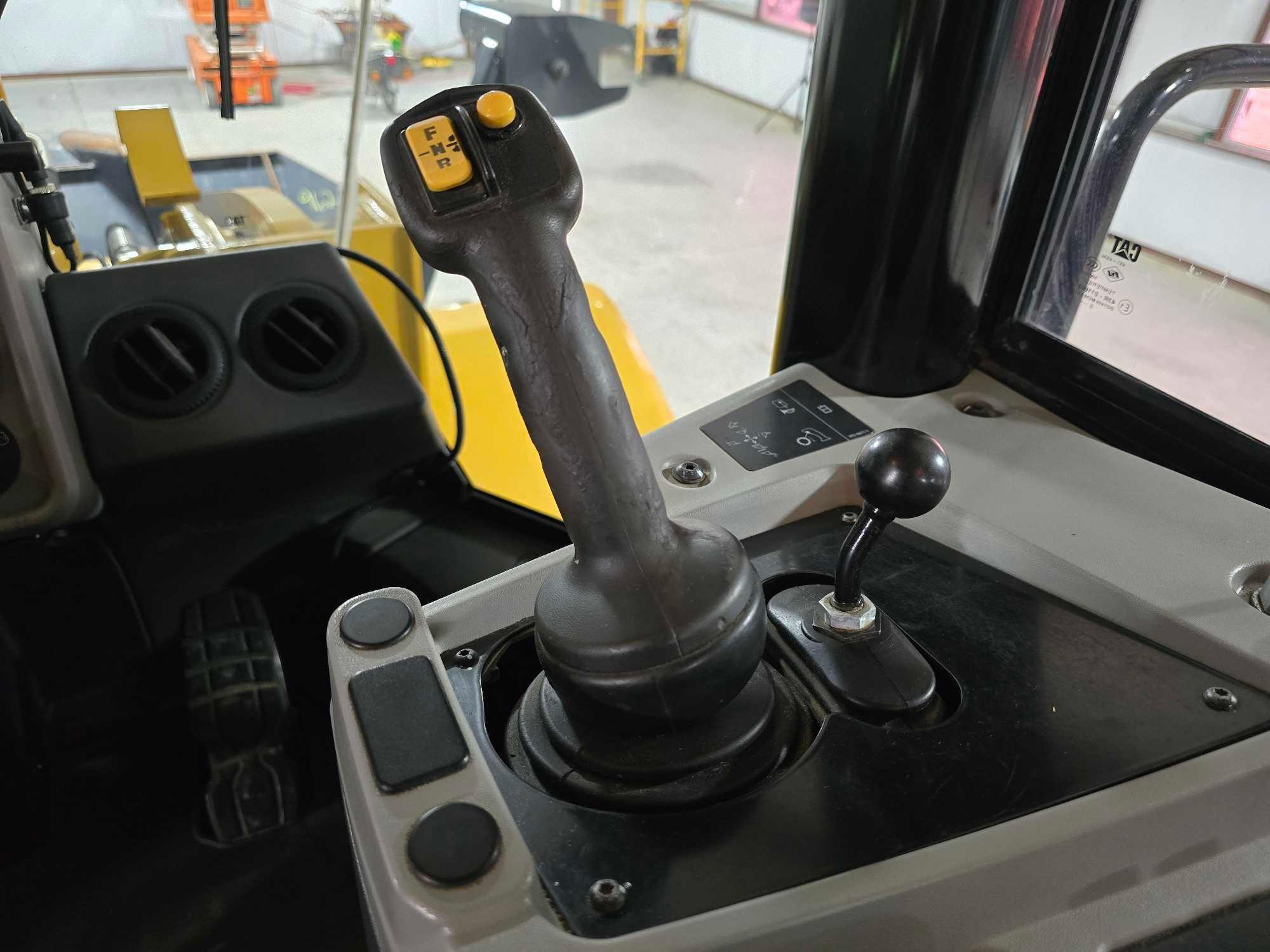 2019 Caterpillar 950GC Wheel Loader