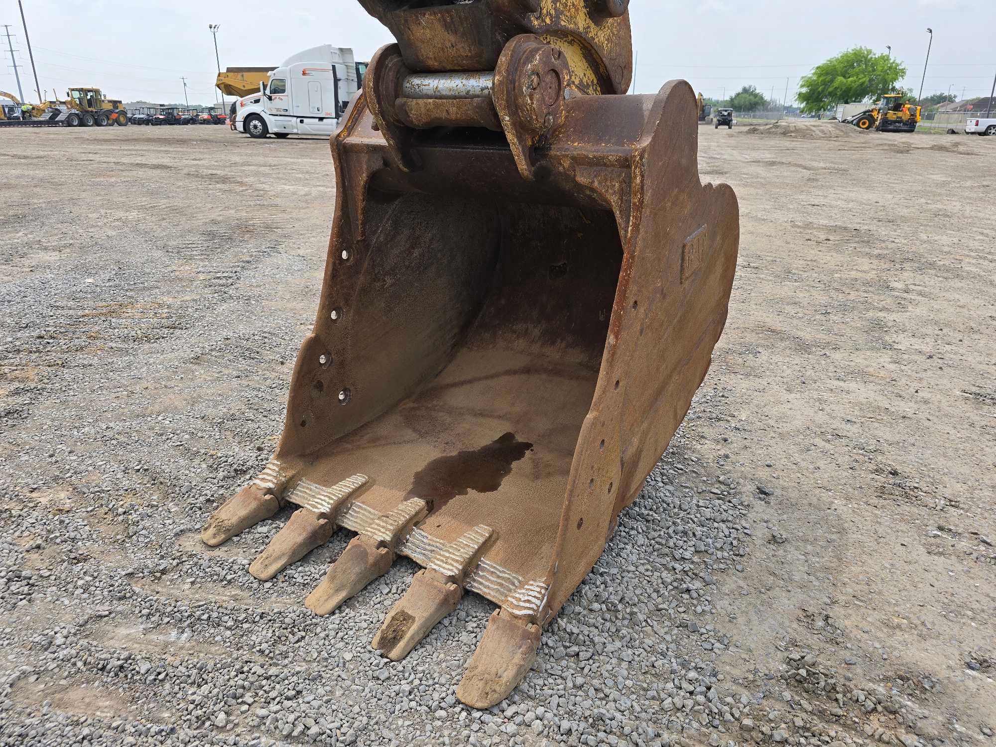 2004 Caterpillar 320CL Hydraulic Excavator