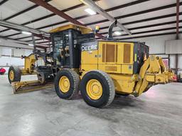 2012 John Deere 772G Motor Grader