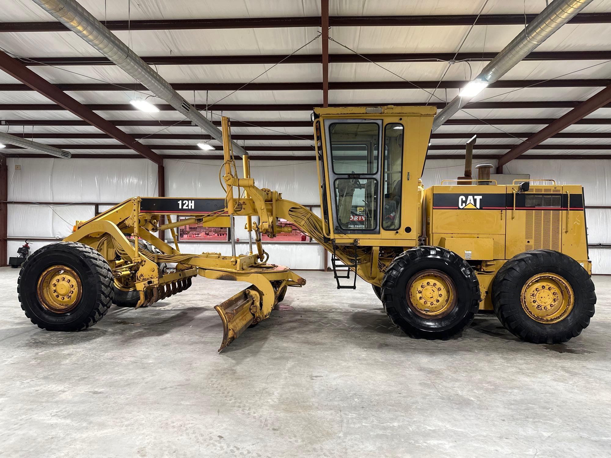 1996 Caterpillar 12H Motor Grader