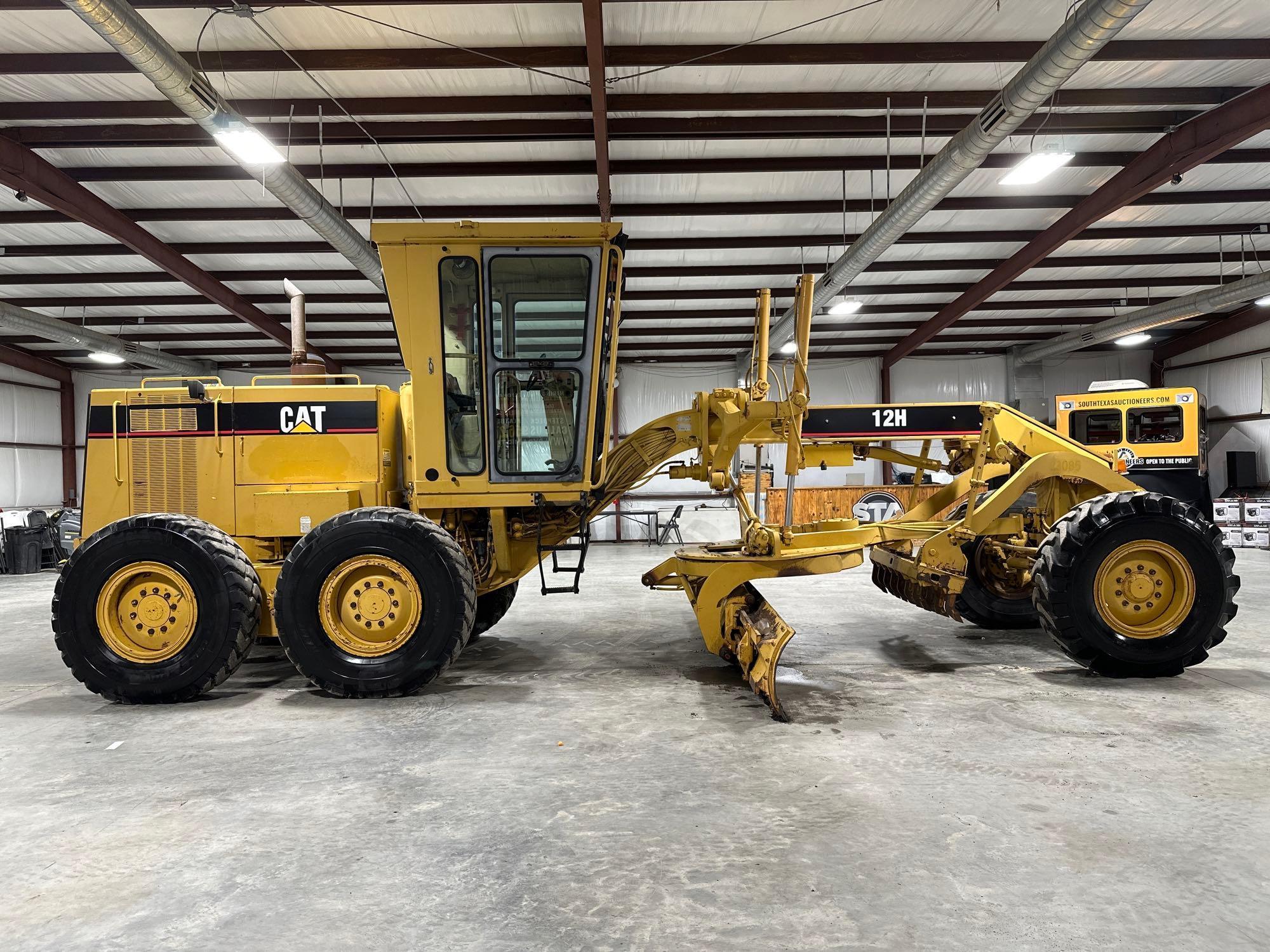 1996 Caterpillar 12H Motor Grader