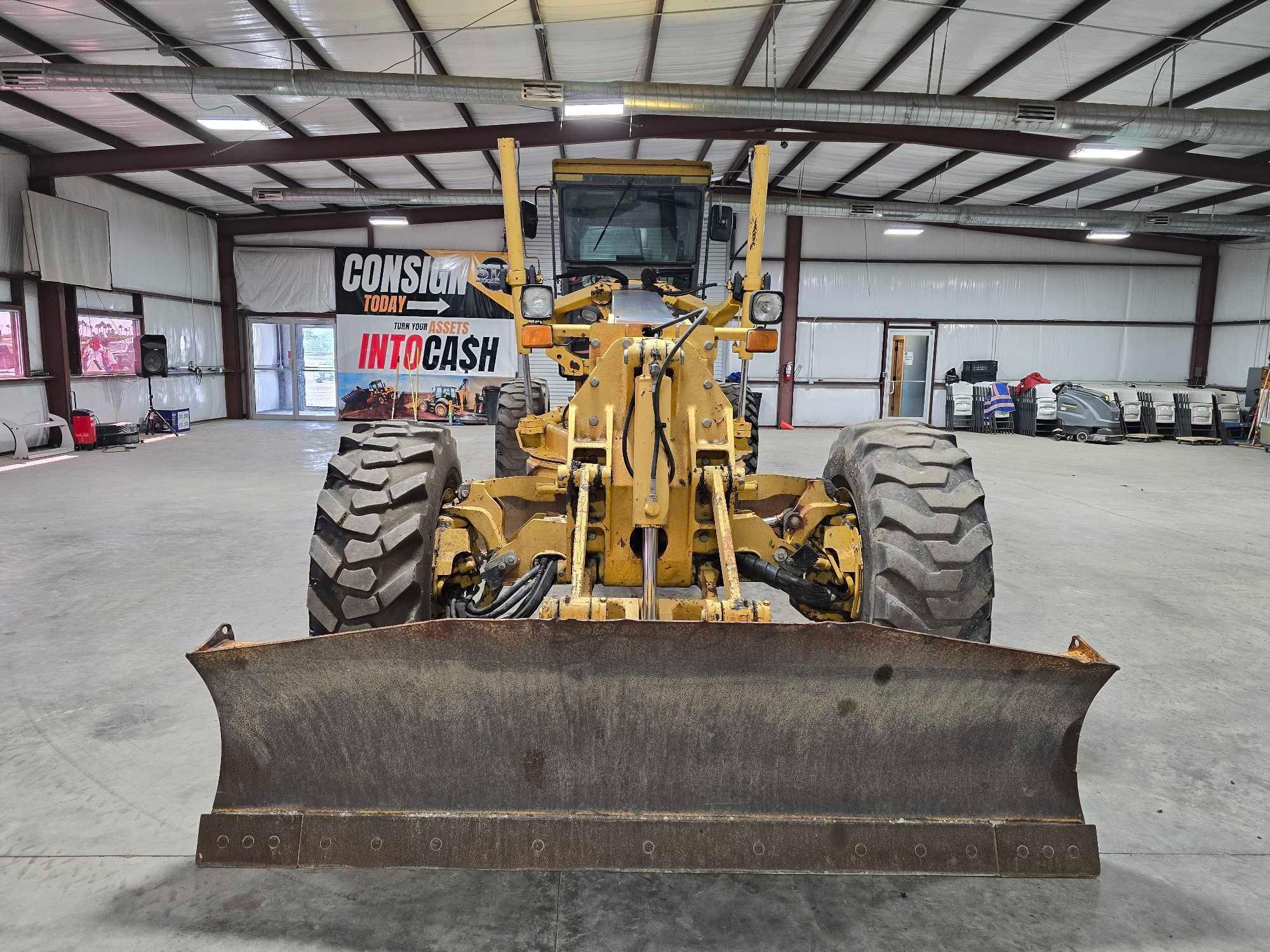 2002 John Deere 672CH Series 2 Motor Grader