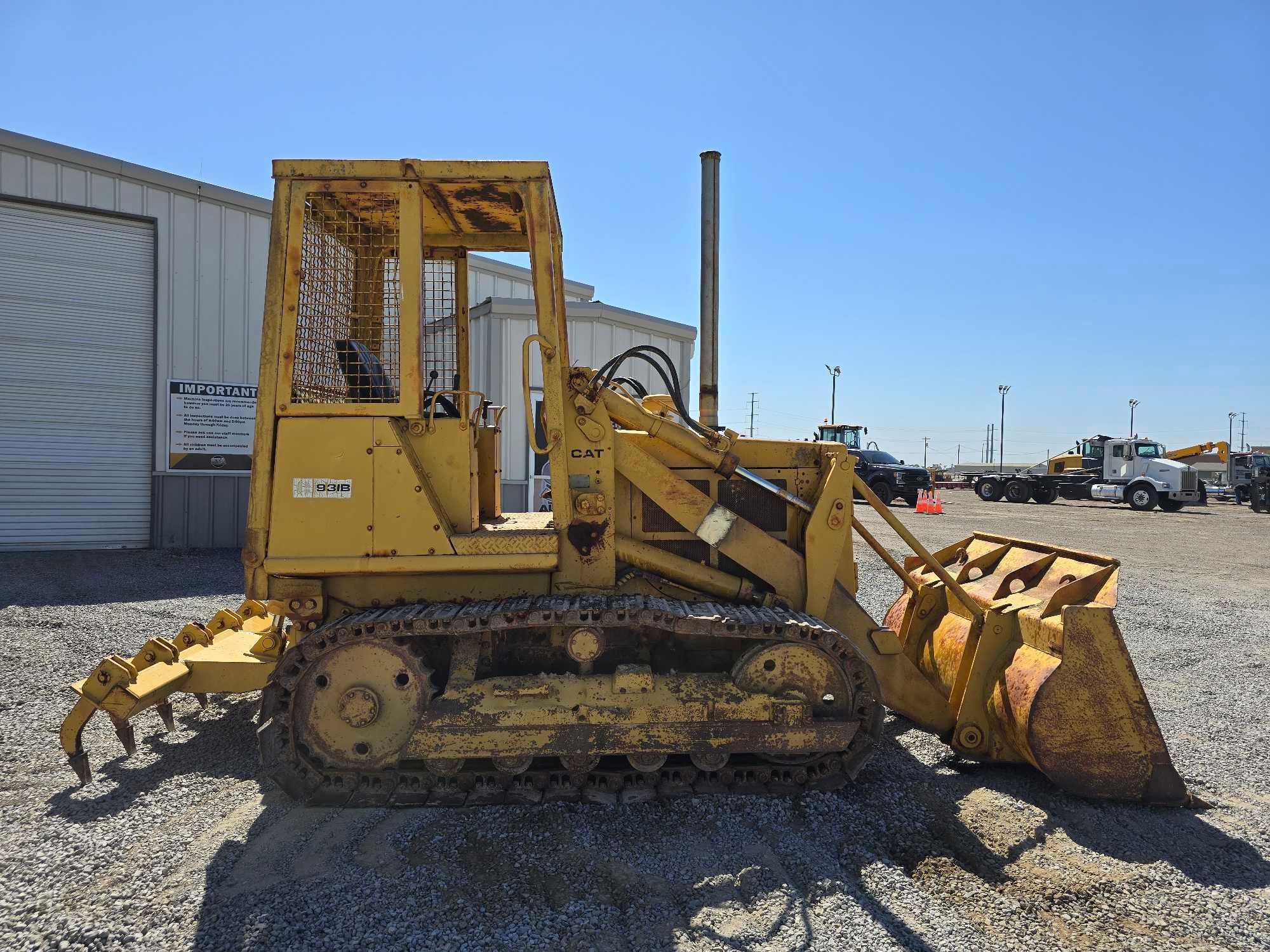 Caterpillar 931B Crawler Loader