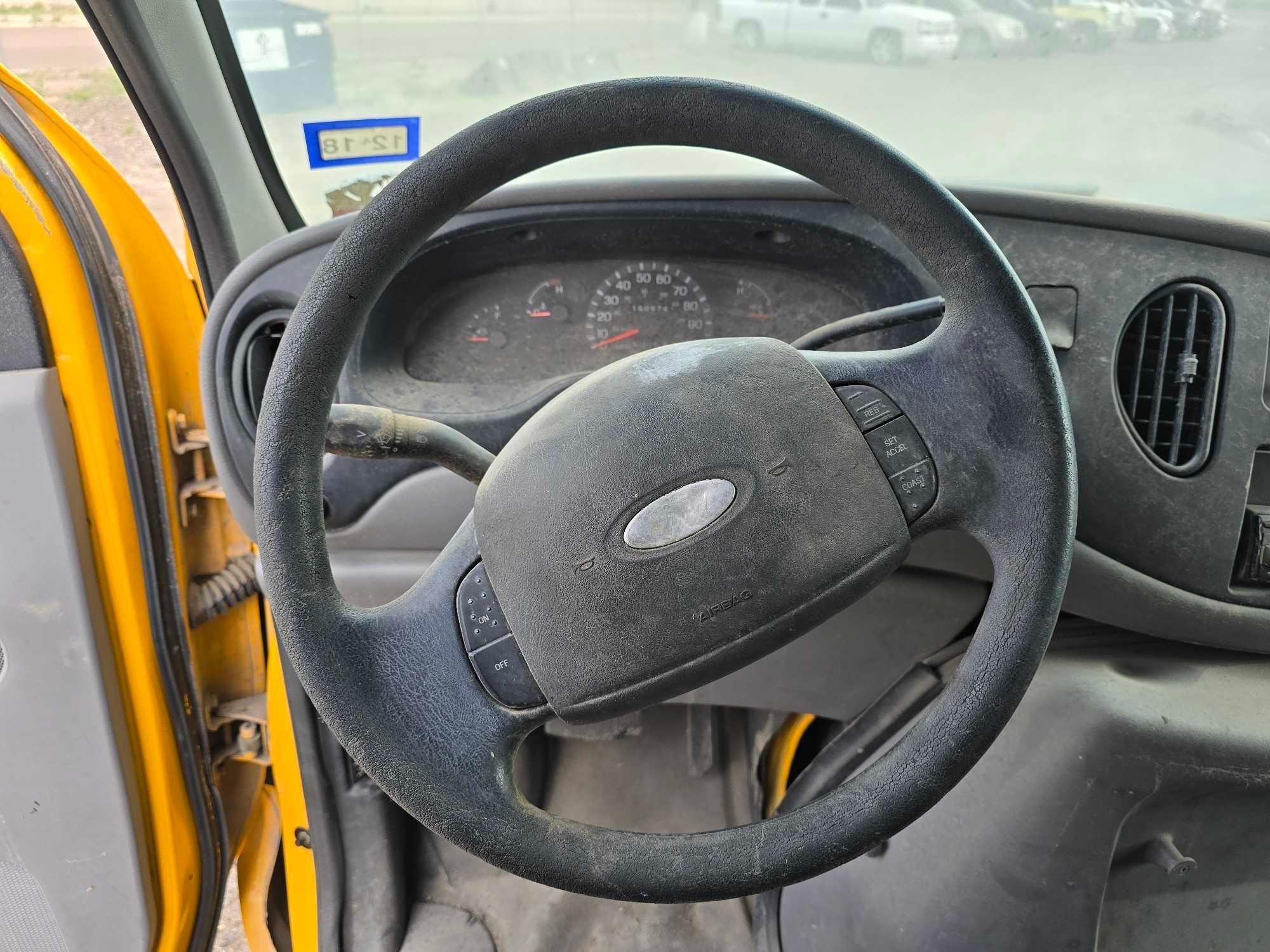 2002 Ford Econoline Wagon Van