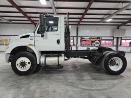 2013 International DuraStar 4400 Day Cab Truck Tractor