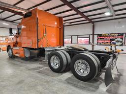 2007 Kenworth T600 Sleeper Truck Tractor