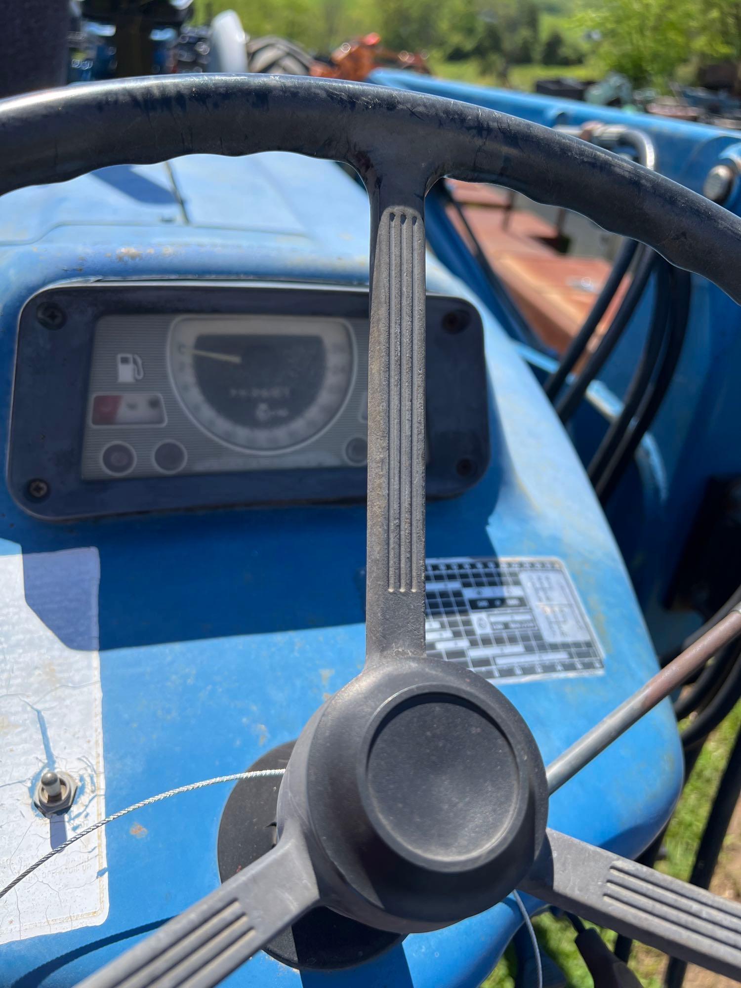 Ford 4610 Tractor w/loader diesel