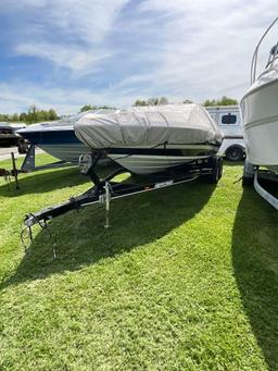 2000 Maria 20 ft 11 inch fiberglass boat