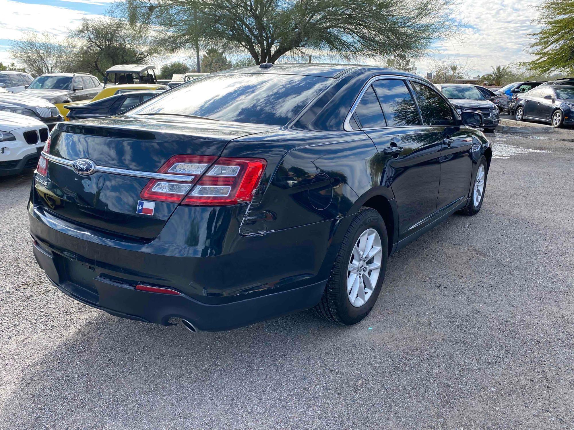 2014 Ford Taurus