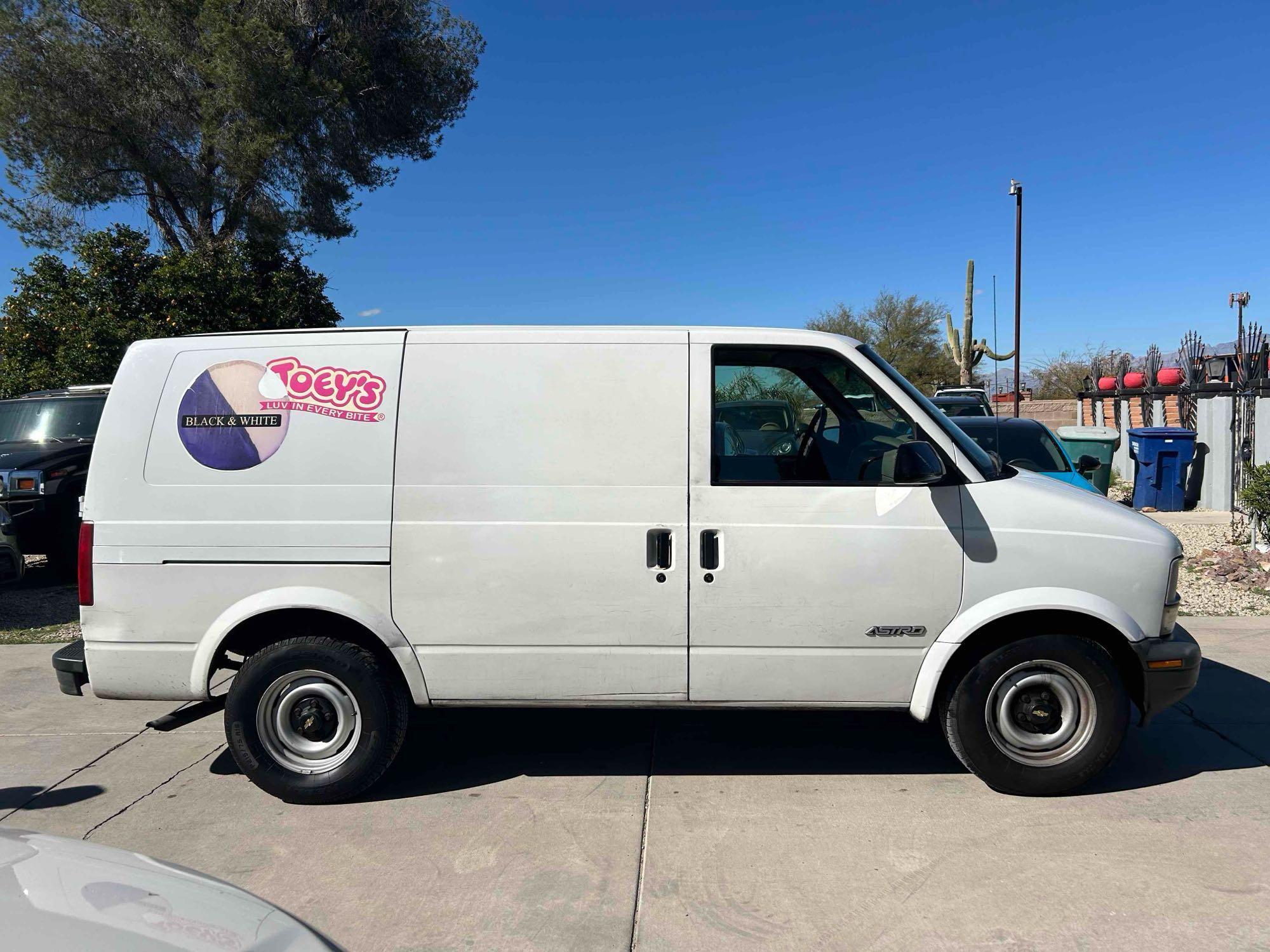 2000 Chevrolet Astro Van