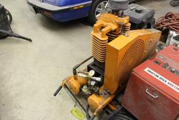 PNEUTEK MODEL TV908 DOUBLE BARREL AIR COMPRESSOR,