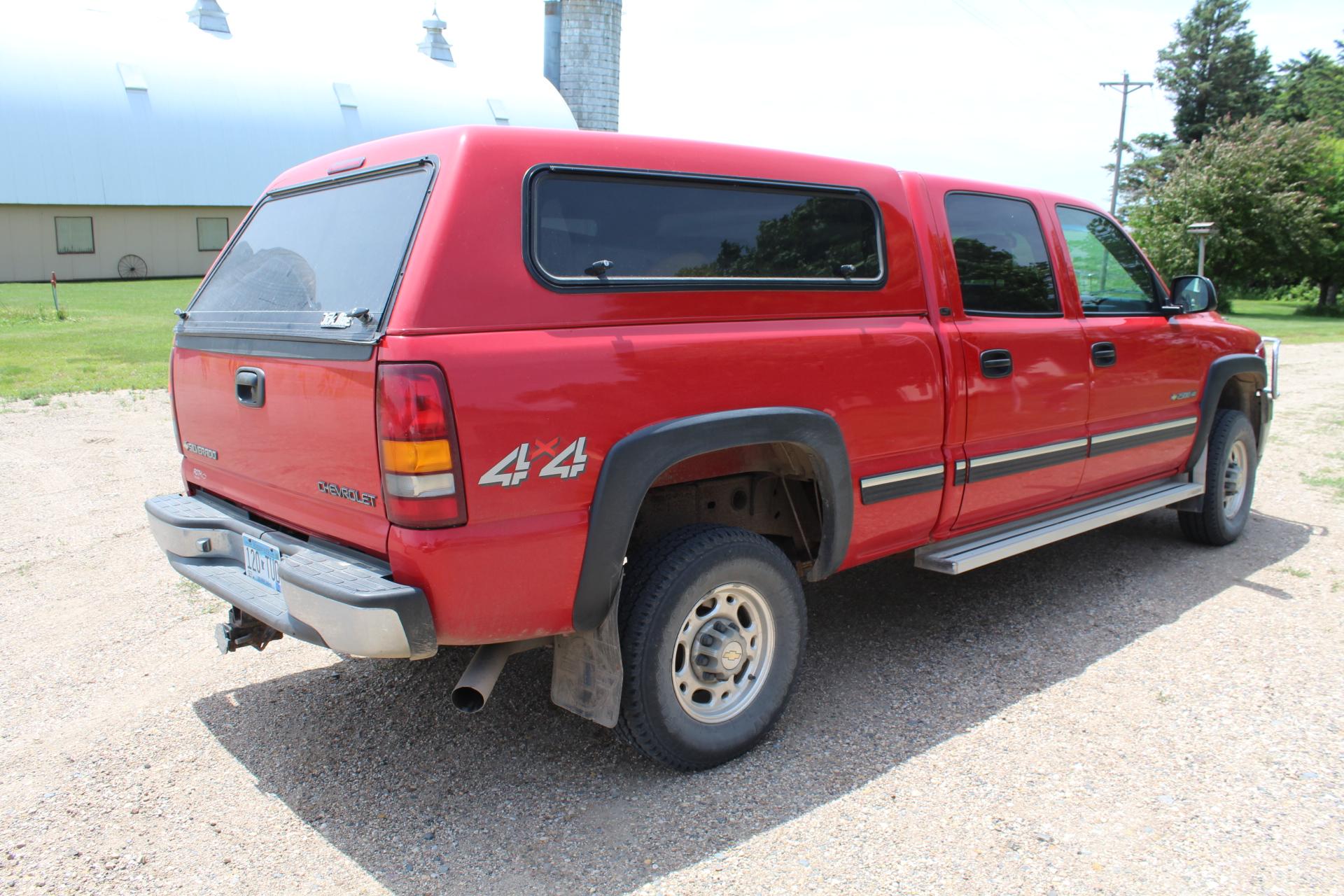 *** 2002 CHEVY 2500 HD LT, 4-DOOR,