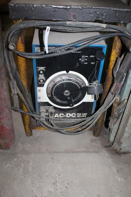 CENTURY/FORD AC/DC WELDER