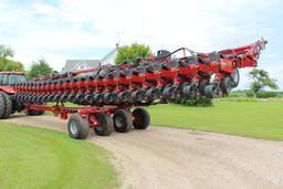 2011 CASE IH 1240 24R22" TURN TABLE PLANTER,