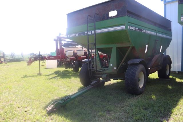 BRENT 740 GRAVITY BOX, LIGHTS, BRAKES, 445/65R22.5 SUPER SINGLES, FENDERS