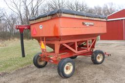 J & M APPROX 200 BUSHEL GRAVITY BOX, WITH