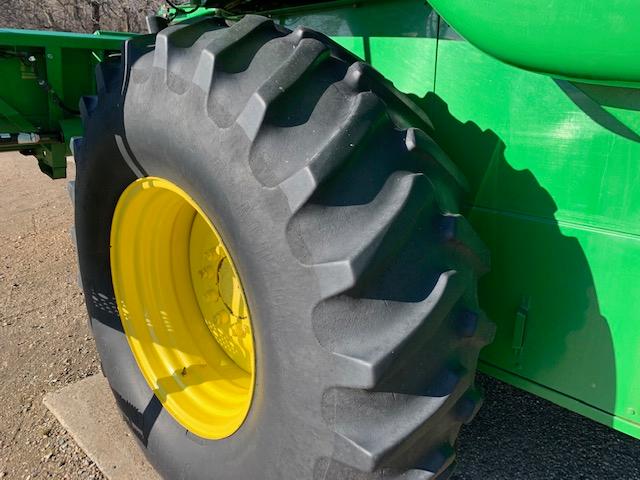 2003 JOHN DEERE 9550W 2WD COMBINE,