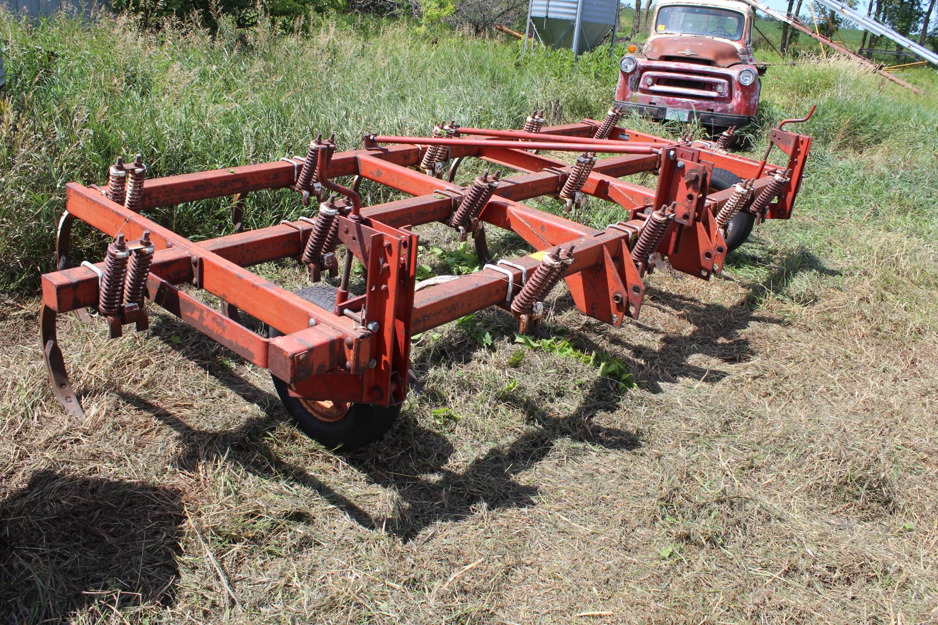 IH 55 17’ Mounted Chisel Plow, 15 Shanks, 2” Reversible Points, (2) Gauge W