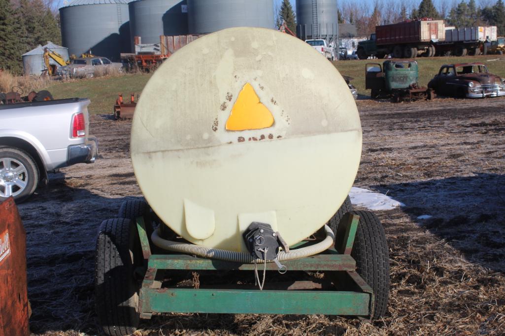 700 GALLON POLY TANK ON TANDEM AXLE TRAILER, CAST PUMP WITH GAS ENGINE, CHEM CONE,