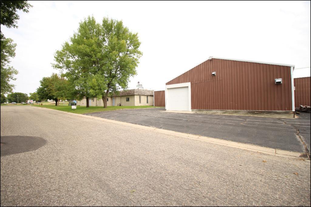 537 Pacific Ave South, Kandiyohi, MN 56251 PID: 50-250-0170