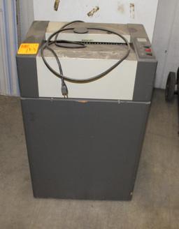 ELECTRIC WASTE BASKET DESTROYIT 4001 PAPER SHREDDER (NEEDS WORK)