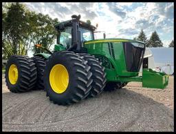 2013 JOHN DEERE 9410R 4WD TRACTOR, AUTO TRAC, 18/6 PS, PREMIUM CAB, LEATHER, DELUXE RADIO, GS3 7"