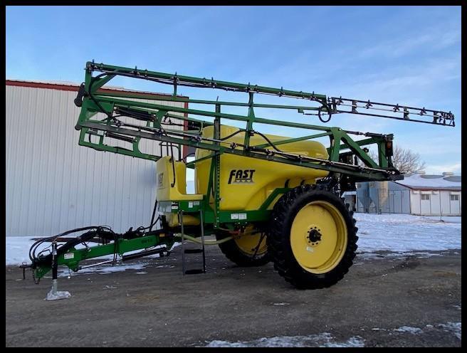 2012 Fast 9613 PT Sprayer, 1350 Gal Poly Tank, 90' Booms, TeeJet Triple Nozzle Bodies, 4 Section